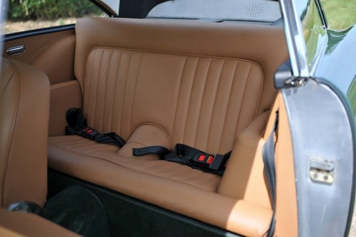 1963 Aston Martin DB4 Series V 4.7L RSW Sports Saloon zum Verkauf (Bild 36 von 134)