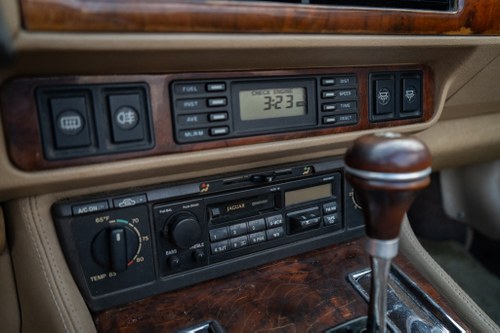 1994 Jaguar XJS 4.0 Convertible till salu (bild 29 av 90)