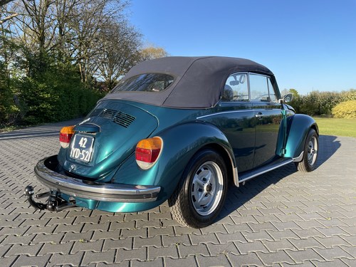 1976 Volkswagen Beetle Karmann Convertible En venta (imagen 52 de 154)