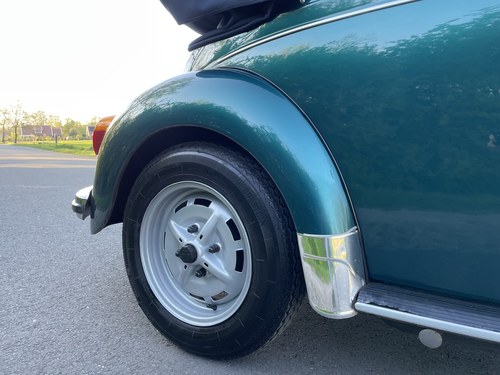 1976 Volkswagen Beetle Karmann Convertible En venta (imagen 95 de 154)