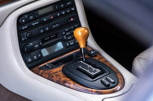 2001 Jaguar XK8 Convertible For Sale (picture 39 of 135)