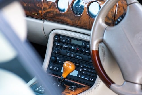2001 Jaguar XK8 Convertible For Sale (picture 44 of 135)