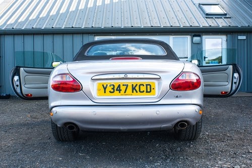 2001 Jaguar XK8 Convertible For Sale (picture 23 of 135)