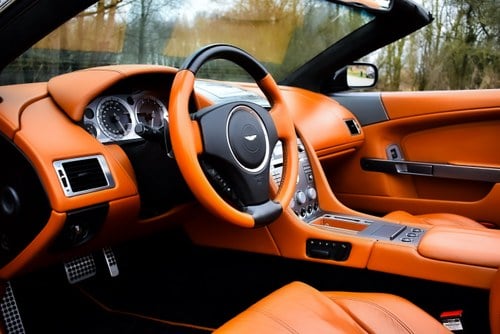 2006 Aston Martin DB9 Volante In vendita (immagine 47 di 128)