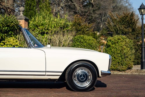 1967 Mercedes-Benz 250 SL Pagoda W113 For Sale (picture 30 of 40)