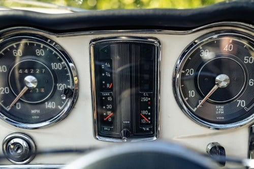 1967 Mercedes-Benz 250 SL Pagoda W113 For Sale (picture 17 of 40)