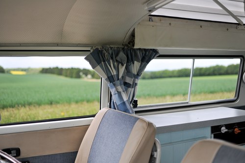 1974 Volkswagen Type 2 Bay Window Microbus Camper Conversion à vendre (picture 6 of 168)