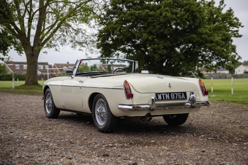 1963 MG B Roadster ‘Pull Handle’ Te koop (foto 13 van 206)