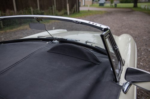 1963 MG B Roadster ‘Pull Handle’ Te koop (foto 135 van 206)