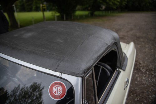 1963 MG B Roadster ‘Pull Handle’ Te koop (foto 145 van 206)