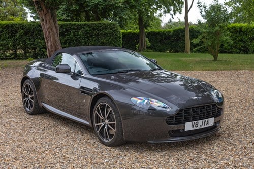 2011 Aston Martin V8 Vantage Roadster N420 à vendre (picture 12 of 191)