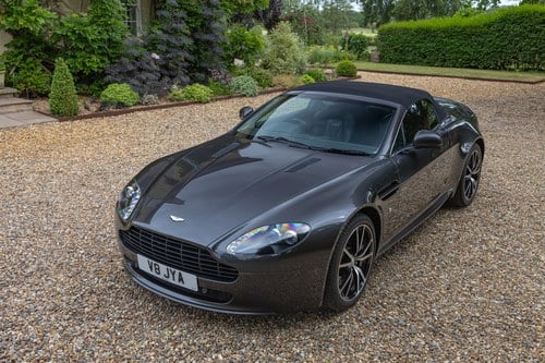 2011 Aston Martin V8 Vantage Roadster N420 à vendre (picture 11 of 191)