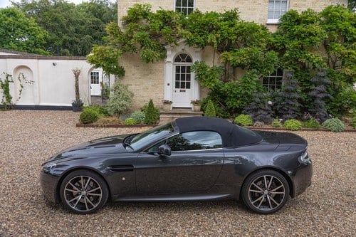 2011 Aston Martin V8 Vantage Roadster N420 à vendre (picture 15 of 191)