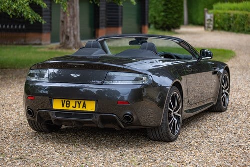 2011 Aston Martin V8 Vantage Roadster N420 à vendre (picture 6 of 191)