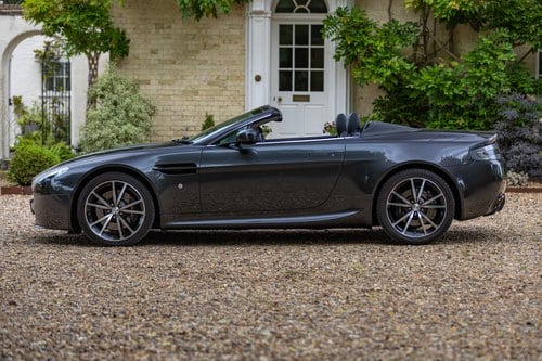 2011 Aston Martin V8 Vantage Roadster N420 à vendre (picture 27 of 191)