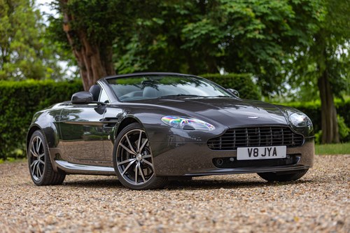 2011 Aston Martin V8 Vantage Roadster N420 à vendre (picture 1 of 191)