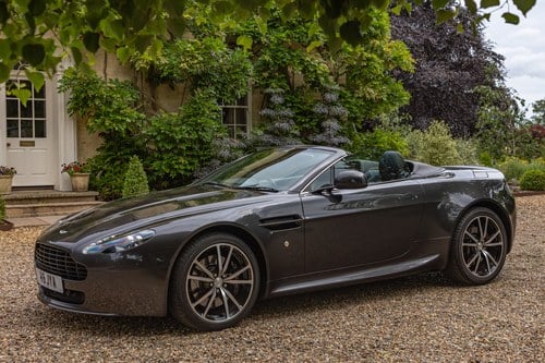 2011 Aston Martin V8 Vantage Roadster N420 à vendre (picture 38 of 191)