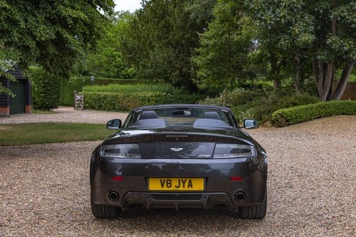 2011 Aston Martin V8 Vantage Roadster N420 à vendre (picture 40 of 191)