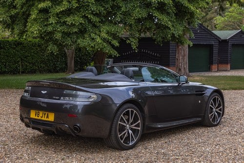 2011 Aston Martin V8 Vantage Roadster N420 à vendre (picture 46 of 191)