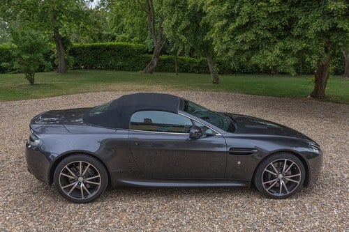 2011 Aston Martin V8 Vantage Roadster N420 à vendre (picture 14 of 191)