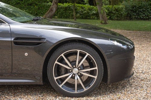 2011 Aston Martin V8 Vantage Roadster N420 à vendre (picture 131 of 191)