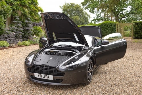 2011 Aston Martin V8 Vantage Roadster N420 à vendre (picture 123 of 191)