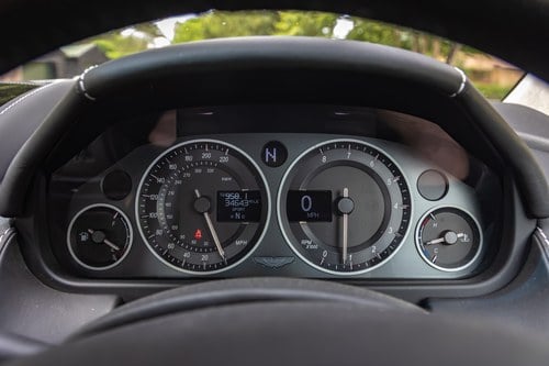 2011 Aston Martin V8 Vantage Roadster N420 à vendre (picture 64 of 191)
