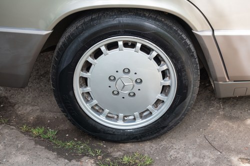 1991 Mercedes-Benz 190E (W201) à venda (imagem 22 de 212)