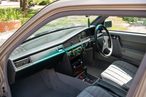 1991 Mercedes-Benz 190E (W201) à venda (imagem 75 de 212)
