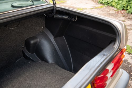 1991 Mercedes-Benz 190E (W201) à venda (imagem 78 de 212)
