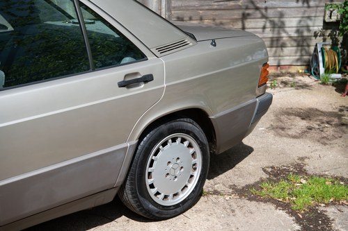 1991 Mercedes-Benz 190E (W201) à venda (imagem 91 de 212)