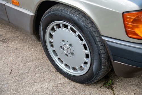 1991 Mercedes-Benz 190E (W201) à venda (imagem 94 de 212)