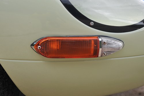 1962 Jaguar E-Type Series 1 3.8-Litre FHC Flat Floor FIA Class GTS12 Specification For Sale (picture 52 of 179)