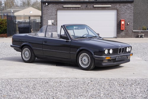 1986 BMW 325I Cabriolet E30 Te koop (foto 19 van 145)