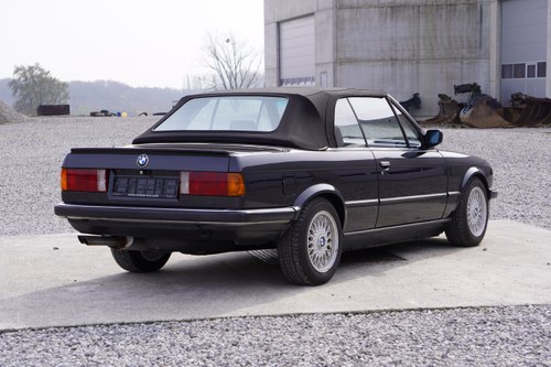 1986 BMW 325I Cabriolet E30 Te koop (foto 26 van 145)
