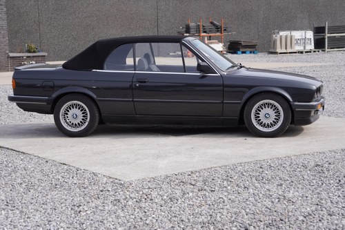 1986 BMW 325I Cabriolet E30 Te koop (foto 30 van 145)