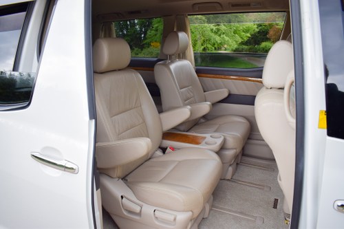 2005 Toyota Alphard MZ G Edition 3.0 V6 zum Verkauf (Bild 14 von 61)