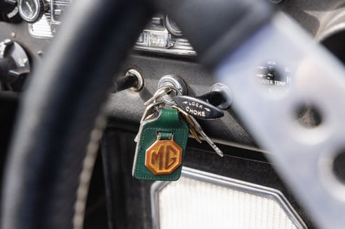 1968 MG MGC Te koop (foto 36 van 123)