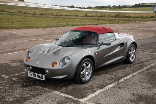 1999 Lotus Elise S1 zum Verkauf (Bild 2 von 67)