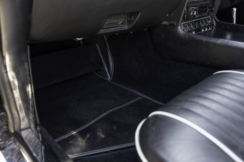 1973 Aston Martin V8 Series 2 RHD Manual For Sale (picture 33 of 154)
