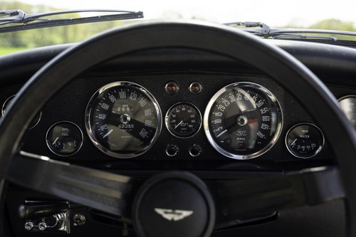 1973 Aston Martin V8 Series 2 RHD Manual For Sale (picture 6 of 154)