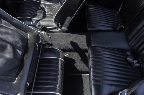 1973 Aston Martin V8 Series 2 RHD Manual For Sale (picture 50 of 154)