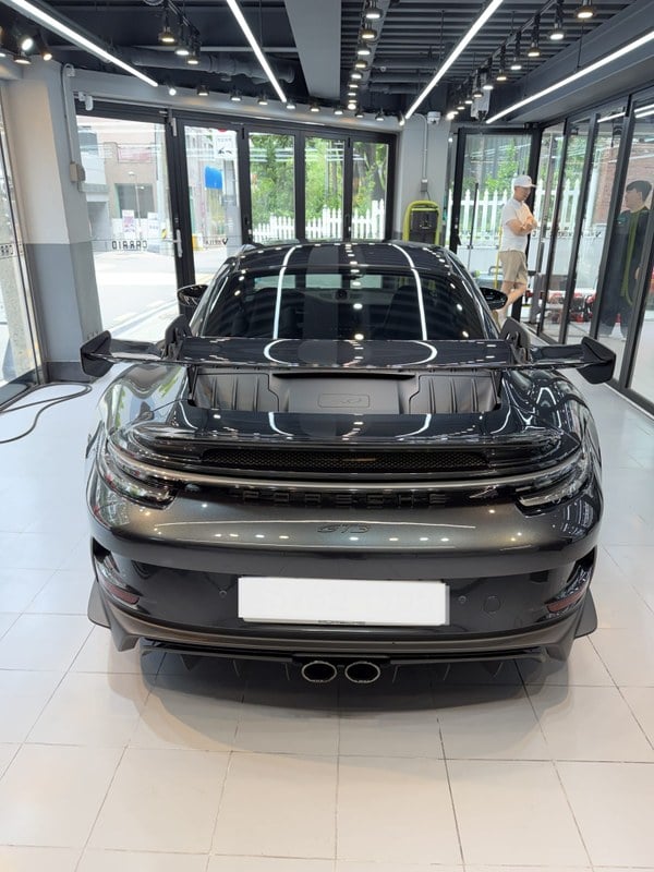 2022 Porsche 911 - 2 2022 Porsche 911 - 2
