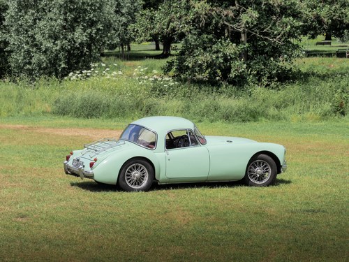 1958 MG MGA 1600 FHC En venta (imagen 32 de 105)