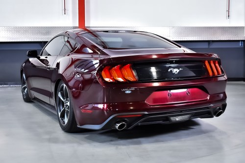 2018 Ford Mustang EcoBoost Coupe Te koop (foto 16 van 76)