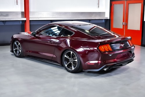 2018 Ford Mustang EcoBoost Coupe Te koop (foto 17 van 76)