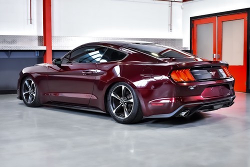 2018 Ford Mustang EcoBoost Coupe Te koop (foto 18 van 76)