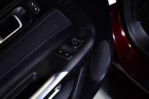 2018 Ford Mustang EcoBoost Coupe Te koop (foto 26 van 76)