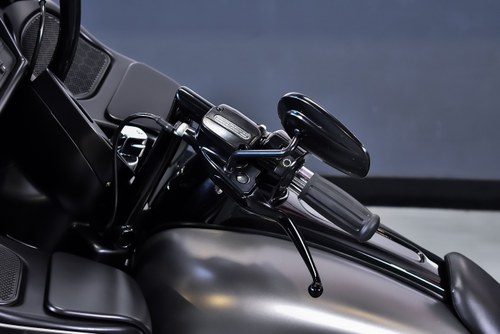 2017 Harley-Davidson Road Glide For Sale (picture 25 of 46)