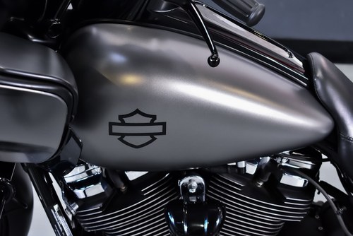 2017 Harley-Davidson Road Glide For Sale (picture 26 of 46)